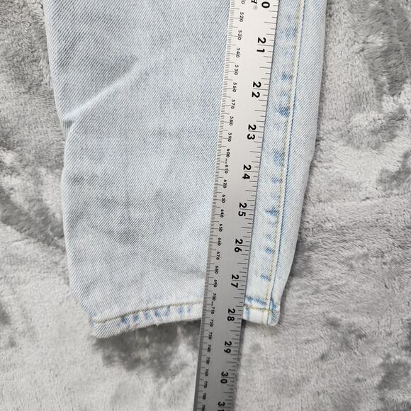 H&M Jeans Womens 6 Blue Light Wash Distressed Ripped Ultra High Waist Mom Jean - Picture 15 of 16